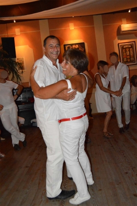 Couple de danseurs sur Nîmes